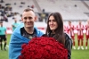 Футболіст «Вереса» освідчився коханій на німецькому стадіоні