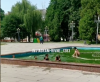 Маленькі роми купаються в рівненському фонтані (ФОТО)