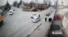 Небайдужі водії разом із поліцейським кинулись на допомогу жінці, якій стало зле (ВІДЕО)