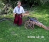 У Хотині чоловіки в козацькому вбранні стріляли з гармат (ВІДЕО)