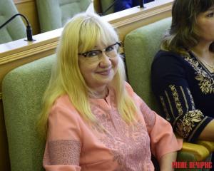 Оксана Лозова, голова фракції Радикальної партії, завідувачка відділення обласної дитячої лікарні та мама нардепа Андрія Лозового 