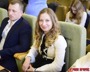 Журналістка Анастасія Адамчук донедавна очолювала прес-службу Рівненської облради