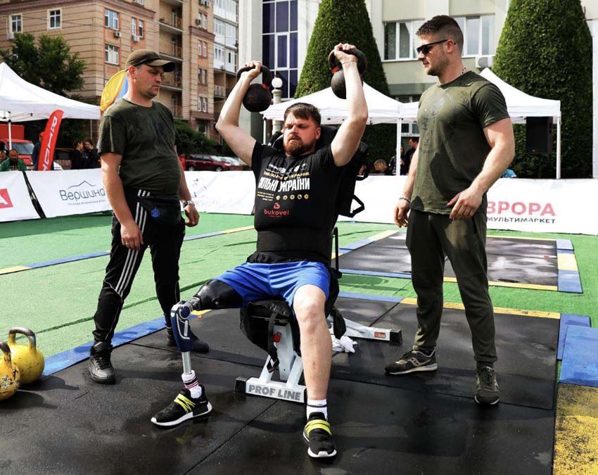 Черговий етап змагань «Сильні України», який пройшов 14 червня в Ірпені на Київщині, зібрав кілька десятків ветеранів та сотні глядачів