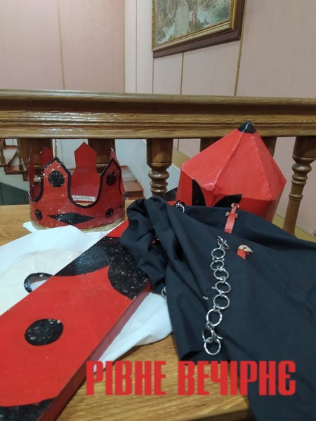 Власноруч зроблений вертепний костюм 60-х років с. Рясникі, Рівненська обл. 