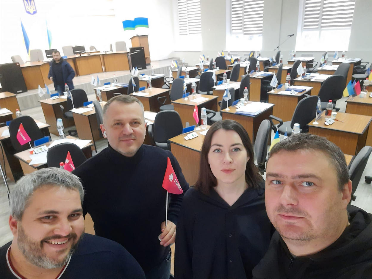 Депутати, ініціатори проекту рішення про виплати мобілізованим