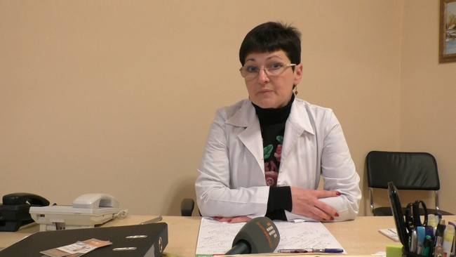 Лариса Обуховська