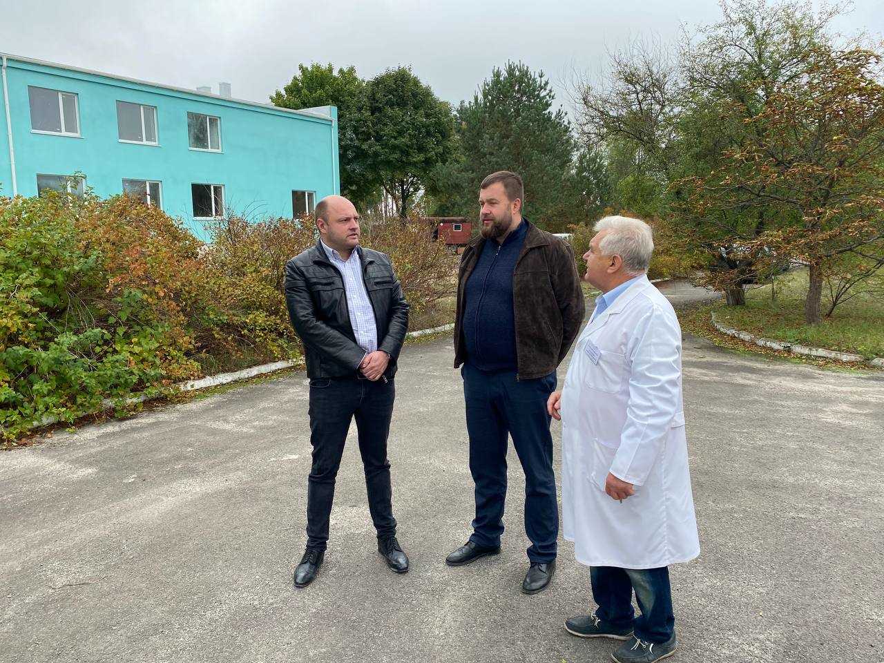 Урвенський психоневрологічний інтернат, що знаходиться у селі Орлівка Сарненського району, відкрив нове відділення, розраховане на 200 пацієнтів. Потреба виникла через те, що збільшилась кількість підопічних — зокрема, евакуйованих з Камишівського та Покровського психоневрологічних інтерна-тів Донецької області. Нове відділення відвідали депутати обласної ради.