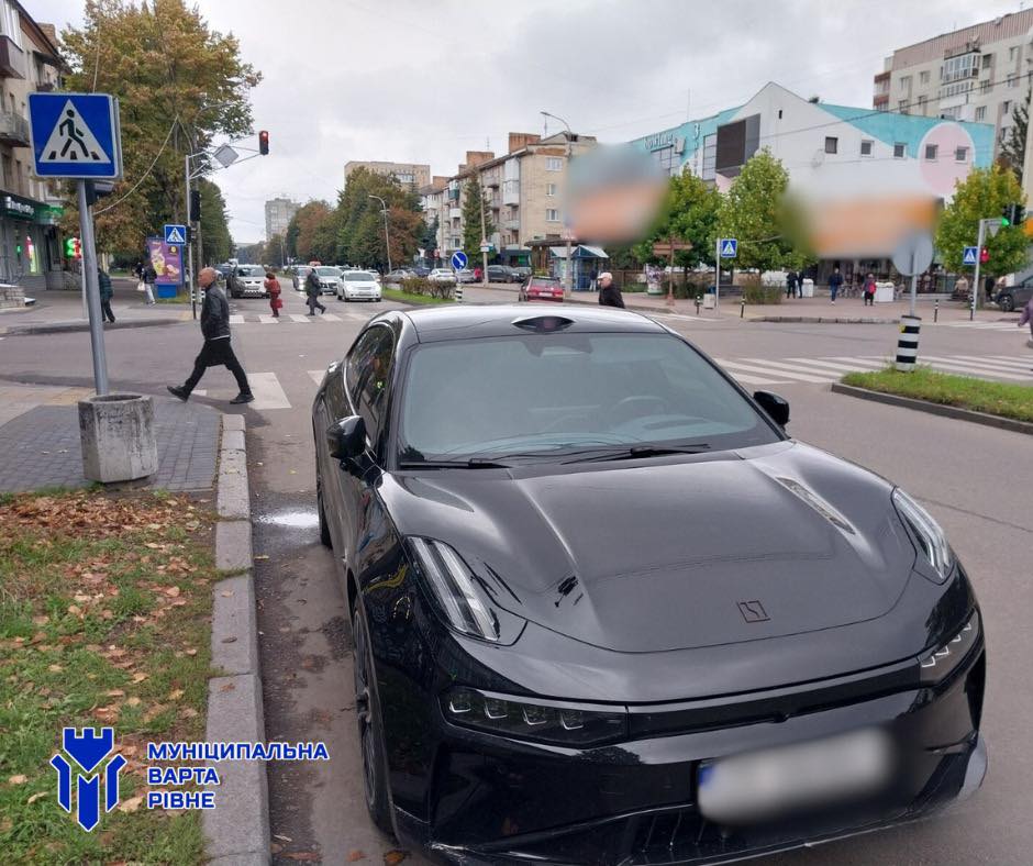 Більше тисячі водіїв оштрафували в Рівному за тиждень