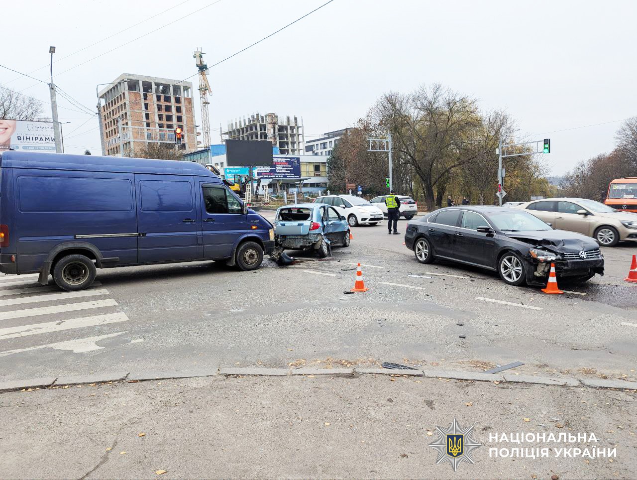 На Чорновола трапилася потрійна ДТП