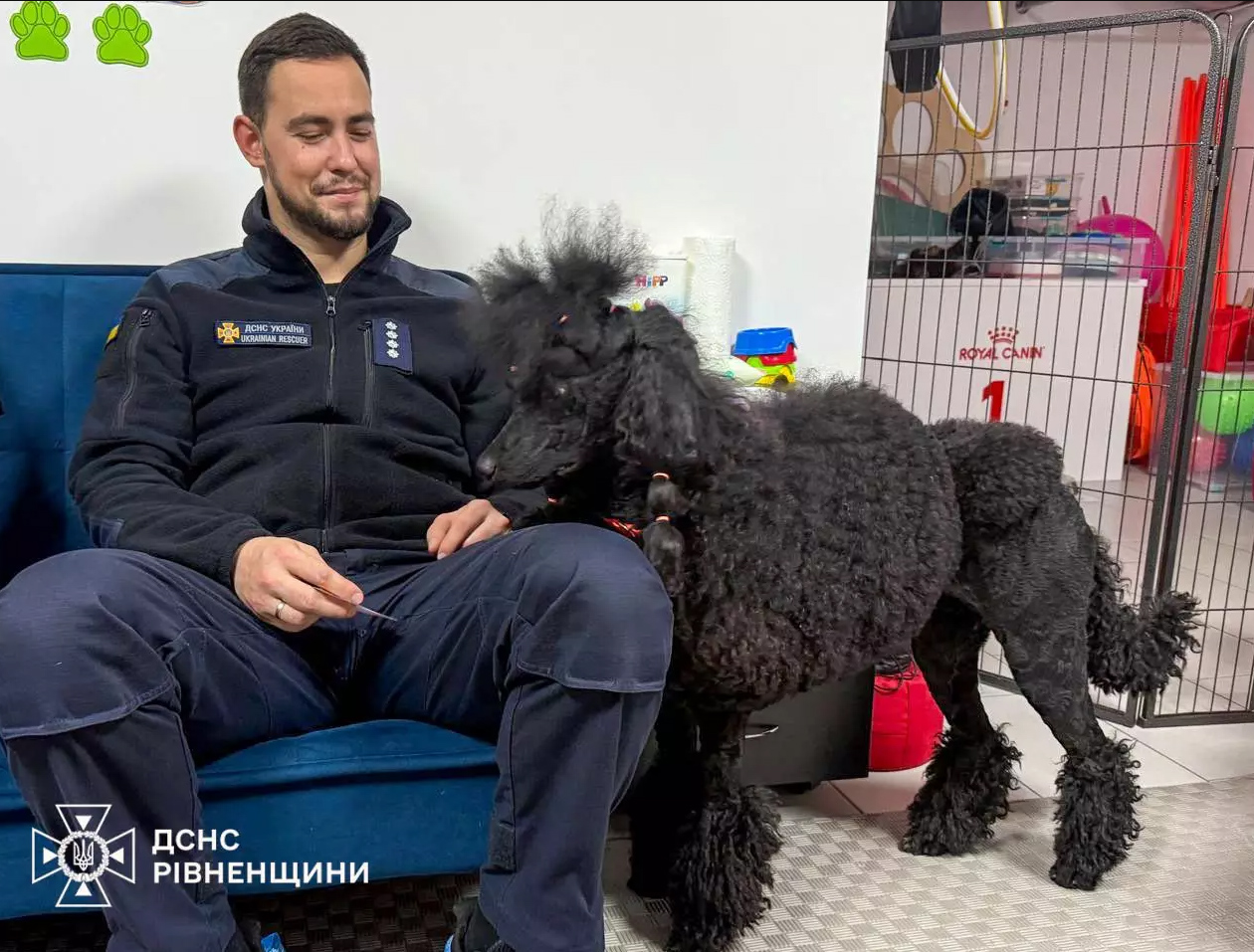 Рівненським рятувальникам провели каністерапію