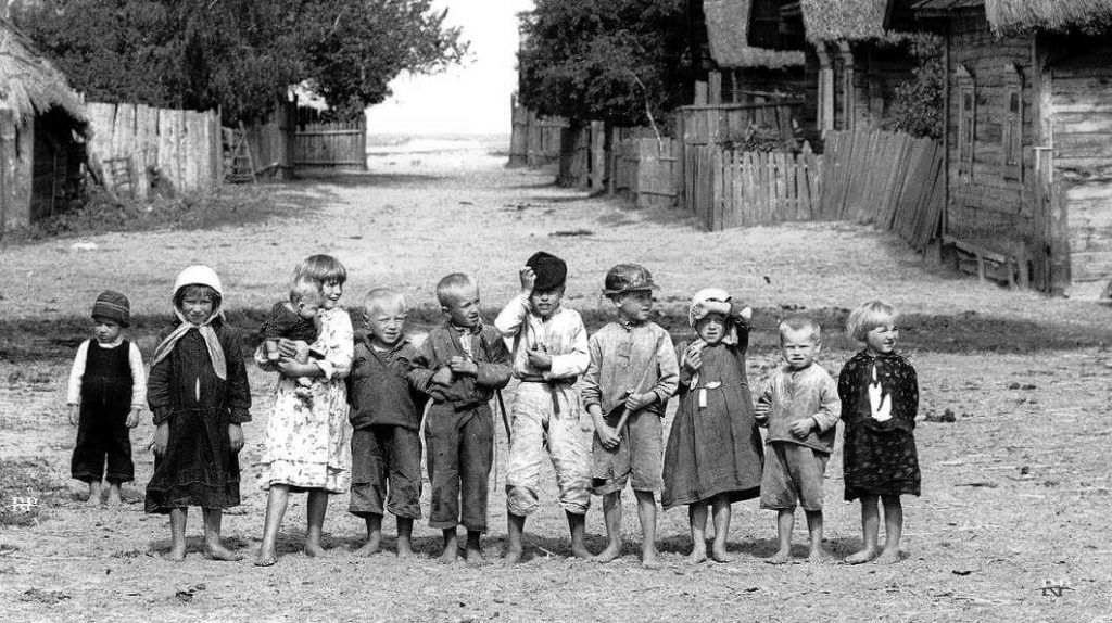 Поліські діти, 1936 рік. Фото Генрика Поддембського