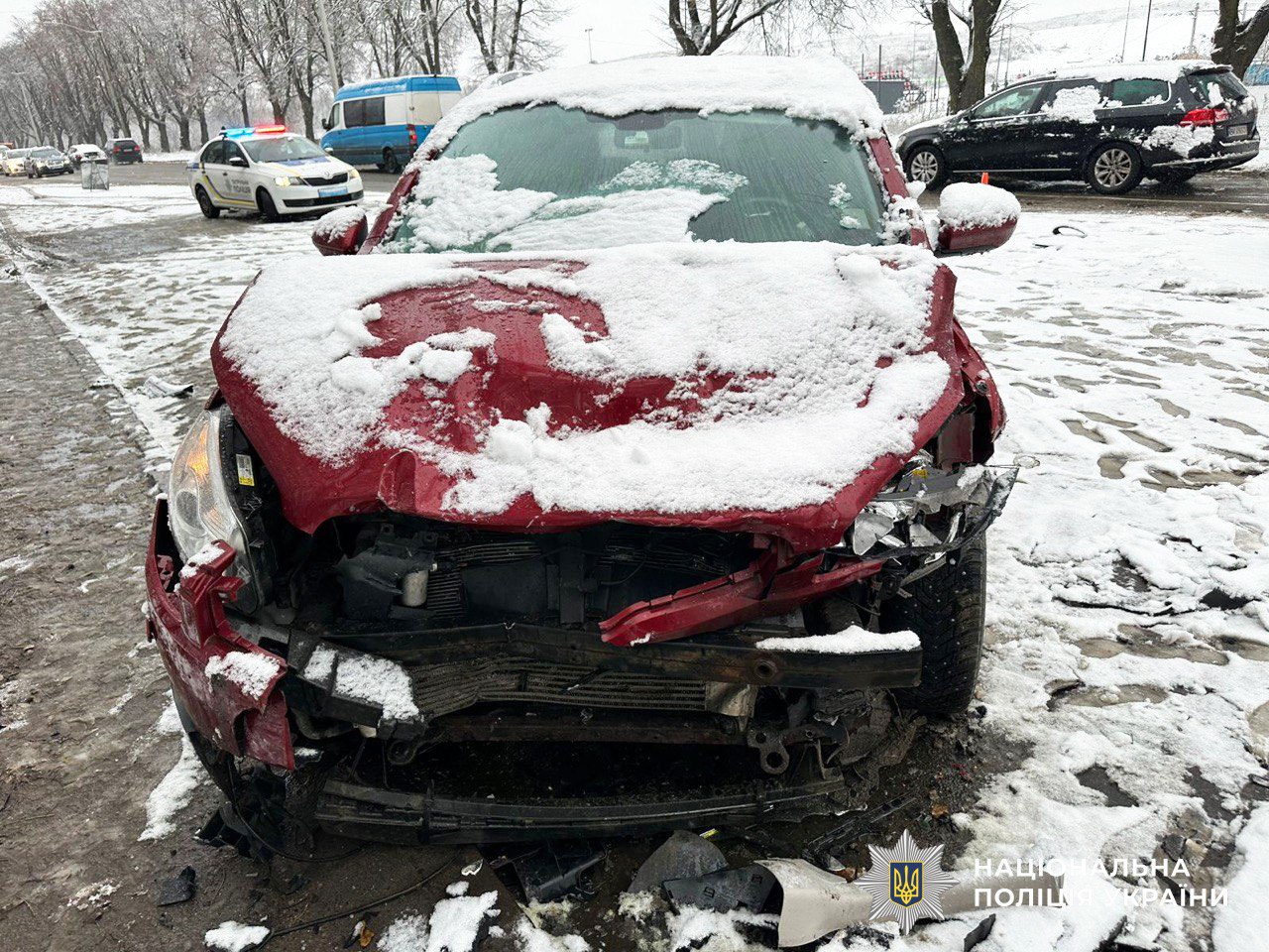 ДТП у Рівному: тяжко травмованого чоловіка госпіталізували до лікарні