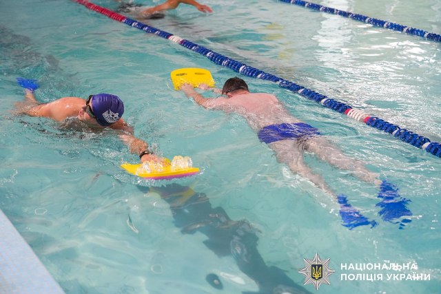 На Рівненщині поранені захисники проходять водну реабілітацію