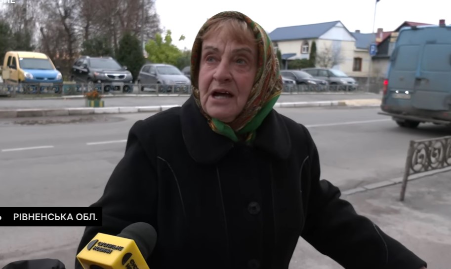 - Головне, щоб гроші до Москви не йшли, - парафіянки про російський монастир у Корці