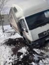Біля Рівного застрягла вантажівка з 20 тоннами автозапчастин (ФОТО)