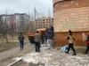 Депутатка з волонтерами розчищають бомбосховище рівненської школи