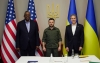 Держсекретар США та міністр оборони обговорили у Києві допомогу з президентом України