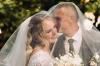 Дівчина-сирота з Дубенщини перемогла рак і вийшла заміж (ФОТО)