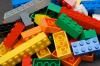 Для учнів Рівненщини привезли близько 18 тисяч наборів «Lego»