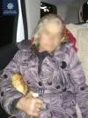 Майор на Рівненщині йшов додому та помітив бабусю, яка лежала на узбіччі