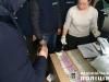На хабарі у 13 тисяч гривень поліція затримала заступника начальника відділу державної виконавчої служби