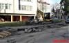 На вулиці Толстого у Рівному зруйнували тротуар 