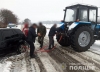 Негода на Рівненщині: авто в кюветі, поваленні гілля, дезорієнтовані люди