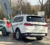 Нормально припаркувався? Рівнян обурило авто біля обласної лікарні