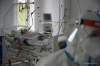 Обласні чиновники заявили, що обласна лікарня приймає пацієнтів з COVID-19, міські спростовують і б’ють на сполох