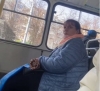 Пасажирка у рівненському тролейбусі облаяла кондукторку, бо задихається в масці (ВІДЕО)