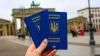 Рівнянка в суді відновила право виїзду за межі України 