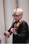 Скрипалька з Маріуполя тепер грає у Рівному, Німеччині і Польщі
