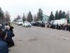 Сотні людей стали на коліна, зустрічаючи на Гощанщині тіло загиблого на Донбасі солдата (ФОТО)