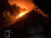 У Рівненському районі вночі горів будинок: троє людей отруїлись чадним газом 