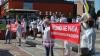 У Вараші мітингують медики – просять зарплату (ФОТО)