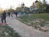 В мікрорайоні Північний люди вільно гуляють в парках (ФОТО)