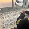 Митники не пропустили «зеленим коридором» мешканку Рівненщини, бо заховала валюту