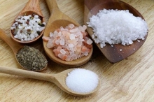 Чим можна замінити кухонну сіль у стравах
