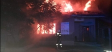 Чималі збитки: удосвіта в селі на Рівненщині згорів магазин-кафе