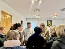 Чиновники зустрілись з продавцями, щоб вирішити у Костополі проблему стихійної торгівлі