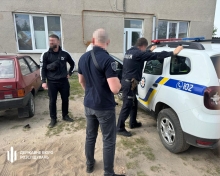 ДБР: «пакет» послуг поліцейського та старости з Рівненщини вартував для ухилянтів майже 100 тисяч гривень