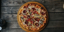 Історія піци: виникнення та еволюція до доставки додому