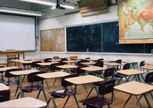 Учні десяти рівненських шкіл переходять на дистанційне навчання