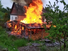 За день на Рівненщині згоріли хлів з поросятами, балкон і будинок
