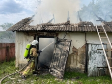 Попри зливу в двох районах Рівненщини сталися пожежі