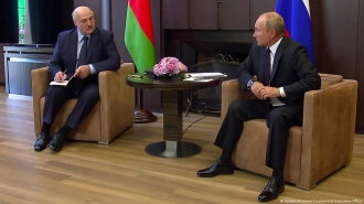Лукашенко у Сочі заявив, що поляки хочуть забрати захід України (ВІДЕО)