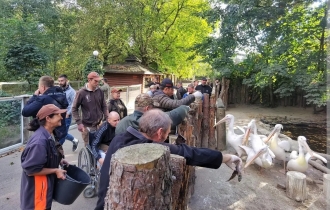 Море позитиву: поранених військових відвезли до зоопарку у Рівному (ФОТО)