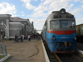 На Полісся потяги не ходять. «Укрзалізниця» скасувала дизель-потяги на Сарни та Рокитне