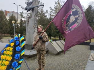 На Рівненщині вшанували загиблих у локальних війнах земляків