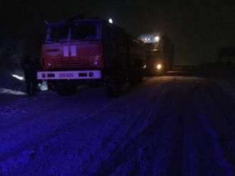 Негода на Рівненщині: авто не можуть проїхати частиною доріг